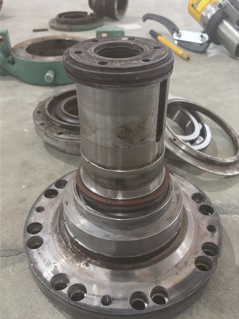 离心脱水机维修